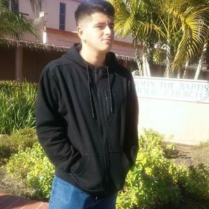 Meet your Posher, Carlos